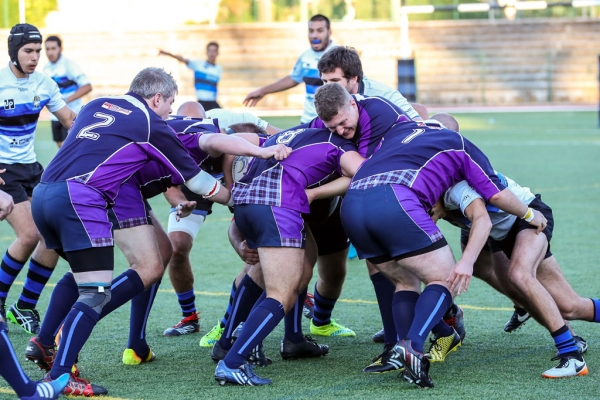 HMS Duncan faces the Sao Miguel Bulldogs
